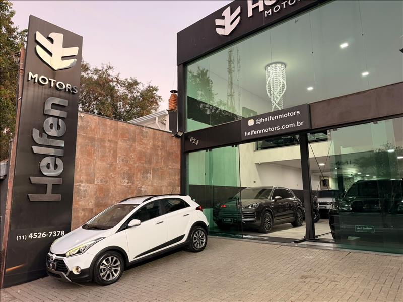 Hyundai HB20X