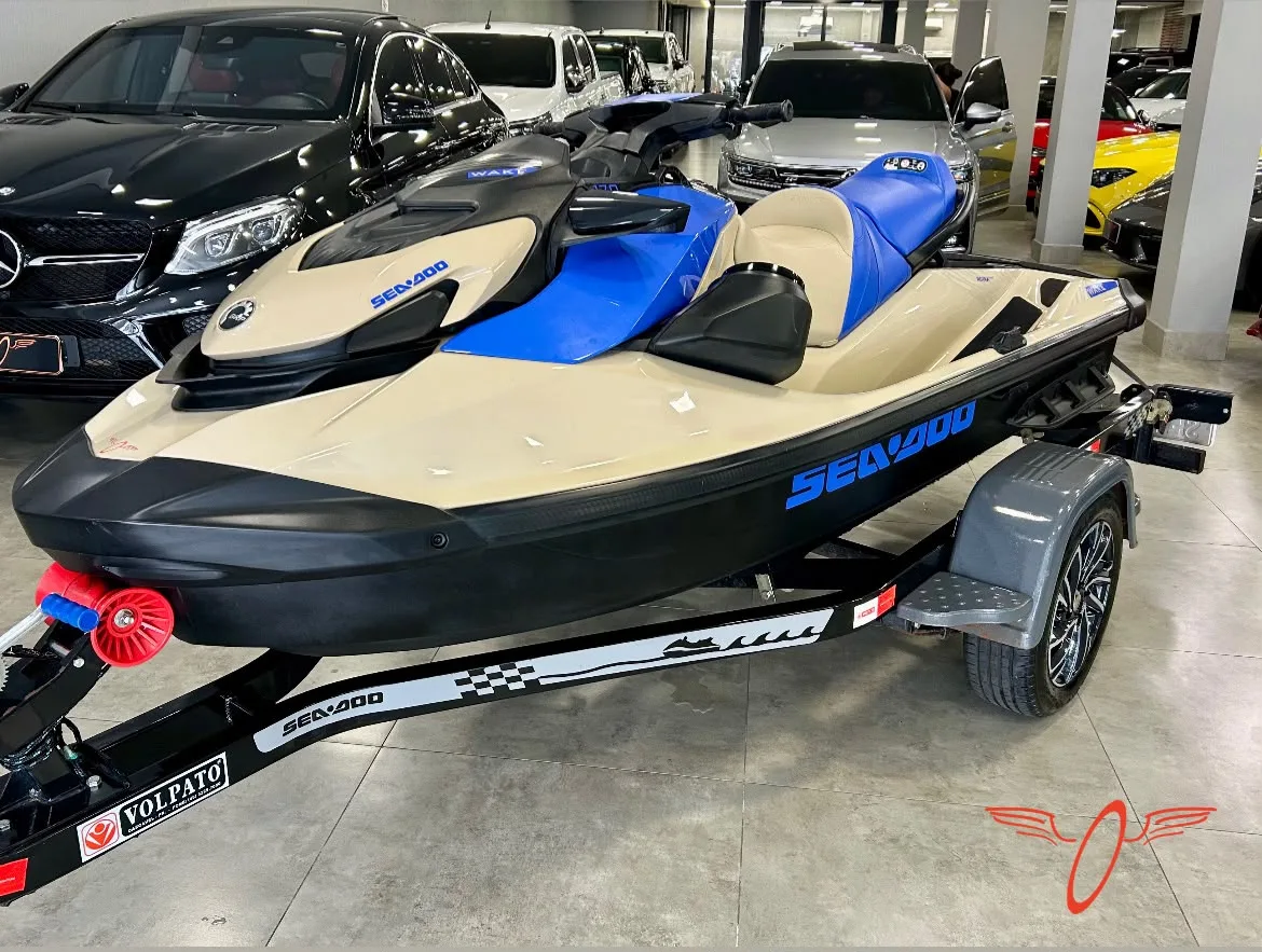 Sea-Doo GTI 170 wake