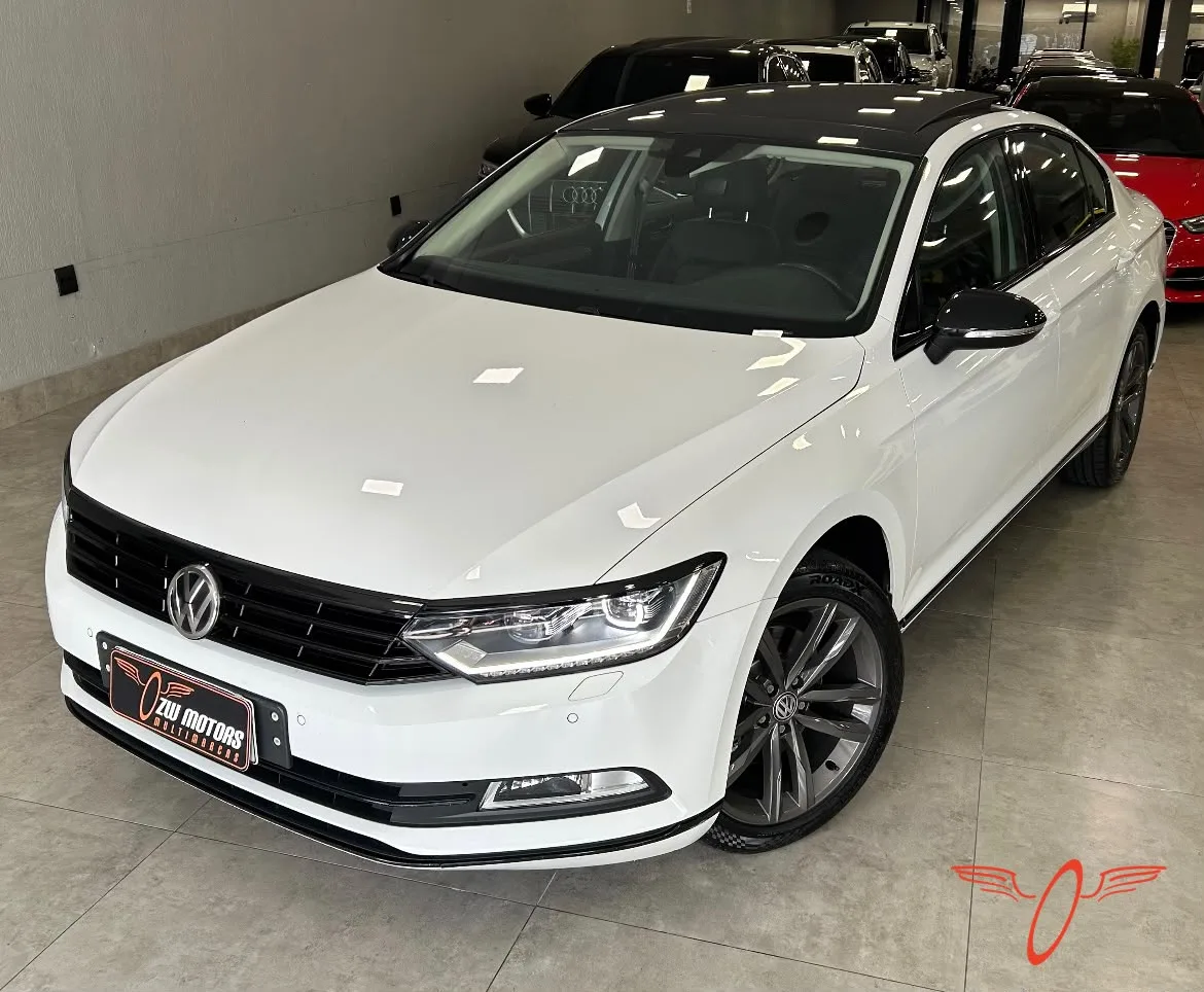 Volkswagen PASSAT Highline 2.0 TSI 220cv Tip