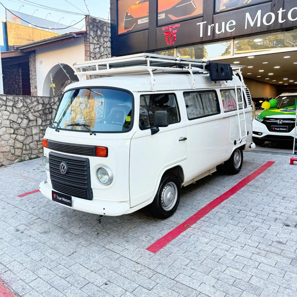 Volkswagen KOMBI MOTOR CASA 